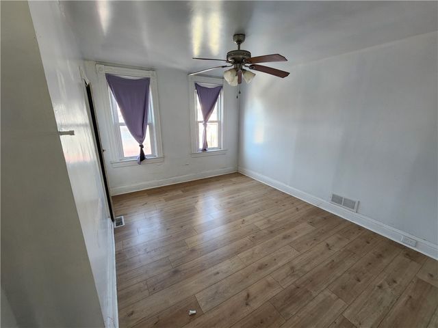 724 Hemlock Aly, Glassport, PA 15045