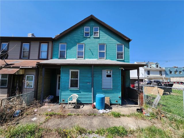 724 Hemlock Aly, Glassport, PA 15045