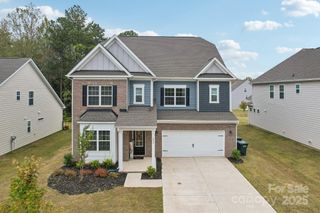 299 Hamptons Cove Road, Troutman, NC 28166