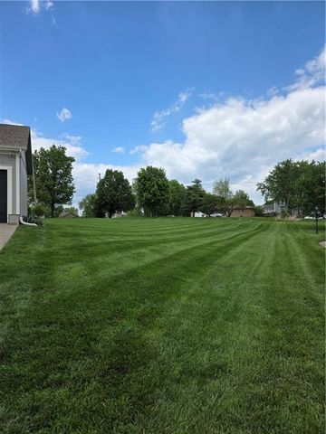 1408 Cedar Ridge Circle, Raymore, MO 64083