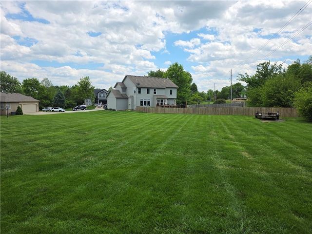 1408 Cedar Ridge Circle, Raymore, MO 64083