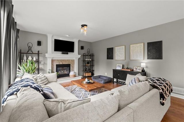 1408 Cedar Ridge Circle, Raymore, MO 64083