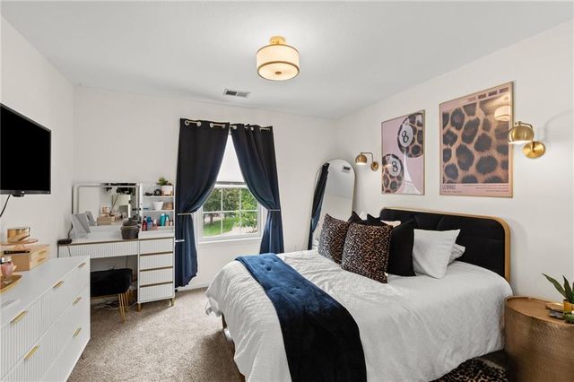1408 Cedar Ridge Circle, Raymore, MO 64083