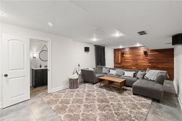 1408 Cedar Ridge Circle, Raymore, MO 64083
