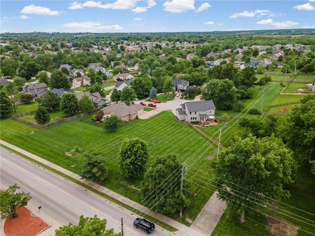 1408 Cedar Ridge Circle, Raymore, MO 64083