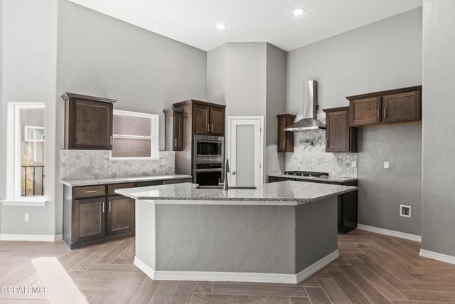 123 WindMill, Santa Teresa, NM 88008