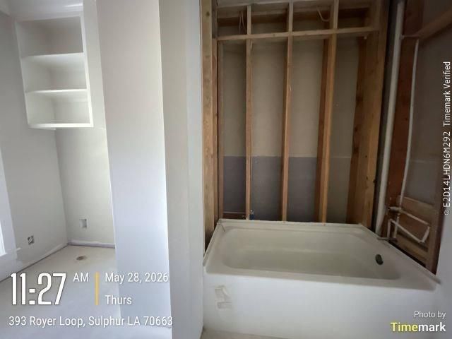 393 ROYER Loop, Sulphur, LA 70663