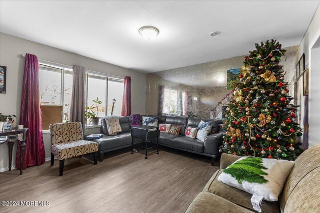 126 Rutledge Avenue, Ewing, NJ 08618