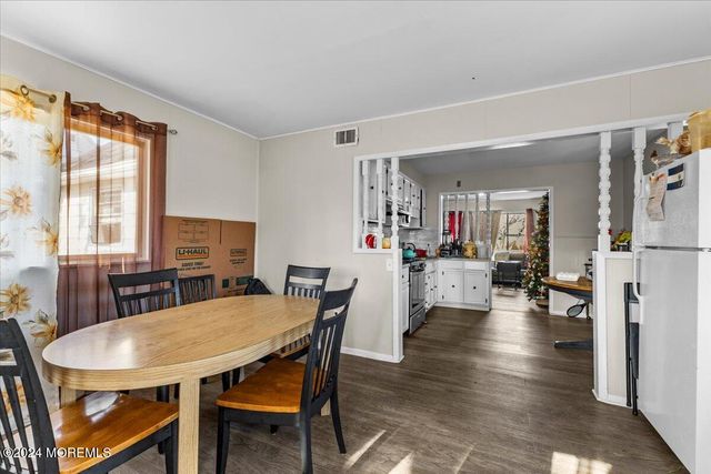 126 Rutledge Avenue, Ewing, NJ 08618