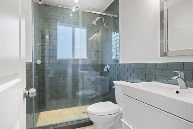 9504 N Creek DR, Austin, TX 78753