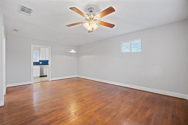 9504 N Creek DR, Austin, TX 78753