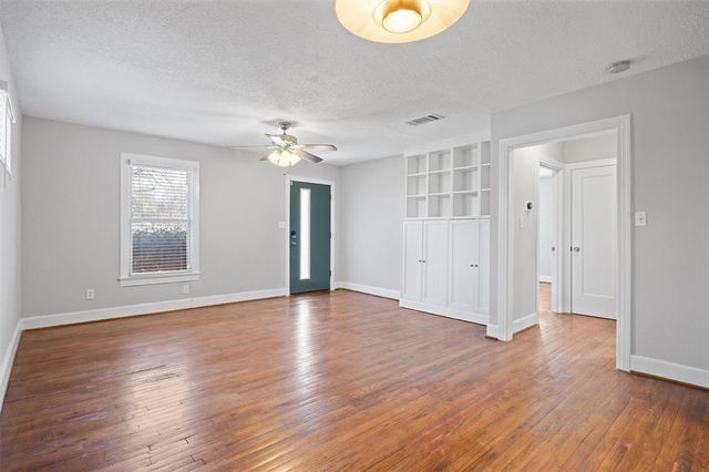 9504 N Creek DR, Austin, TX 78753