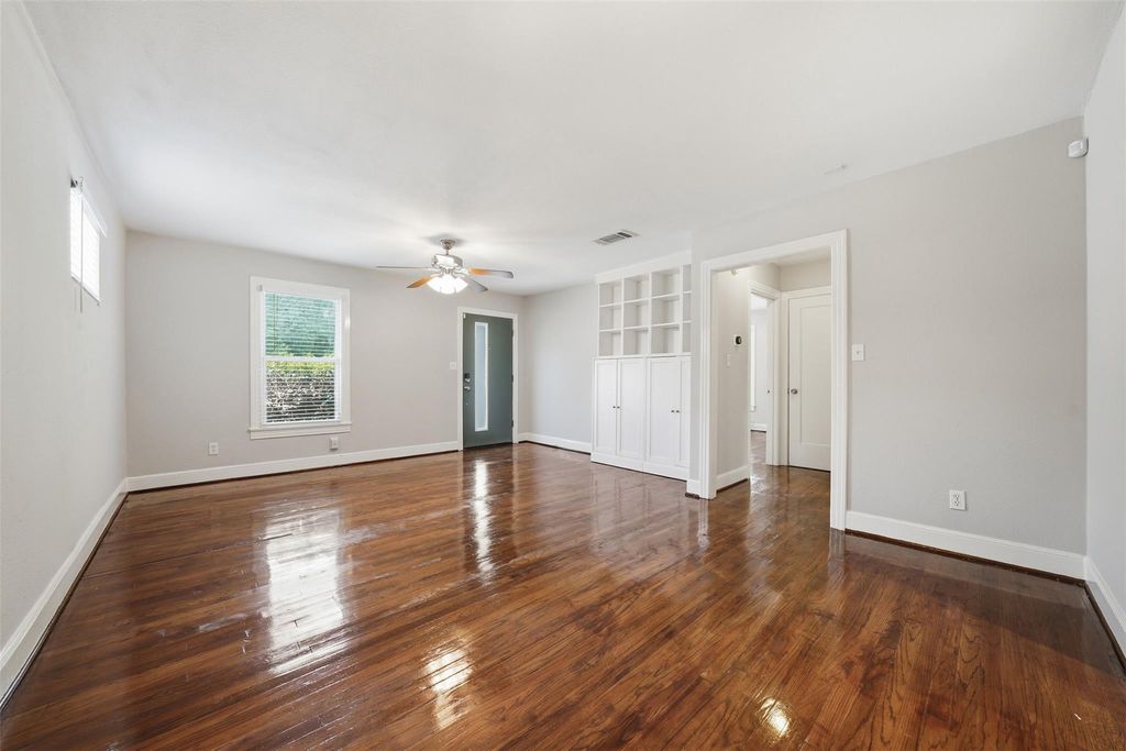 9504 N Creek DR, Austin, TX 78753