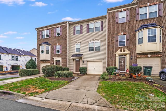 7707 Jackson Pond Drive, Charlotte, NC 28273