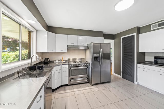 180 Ormond Street, Albany, NY 12208