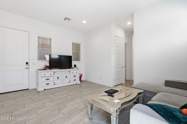 19609 W MONTEREY Way, Buckeye, AZ 85396
