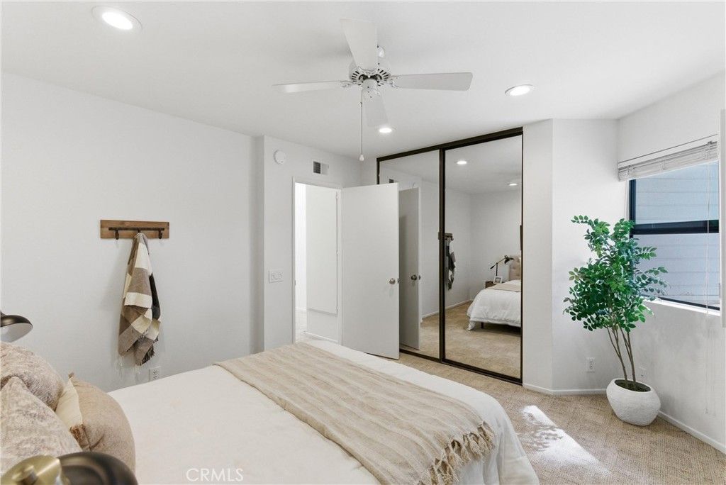 Image 16 of property listing at 81 Briarglen, Irvine, CA 92614