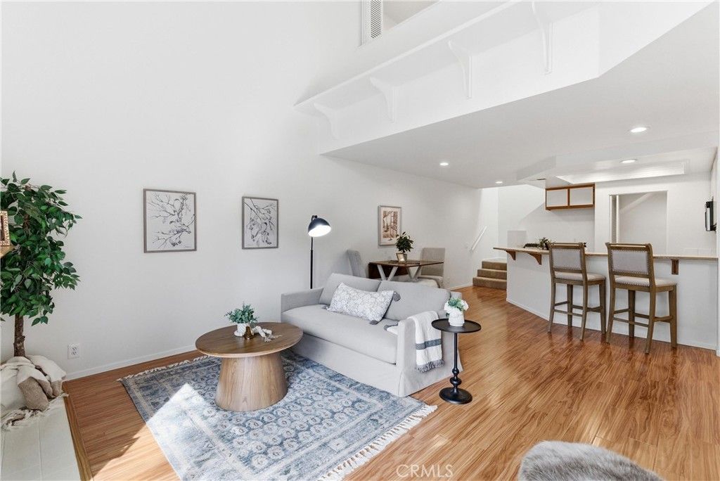 Image 3 of property listing at 81 Briarglen, Irvine, CA 92614