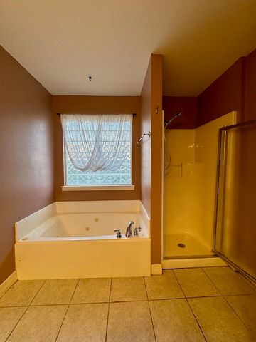 133 Fox Run Circle, Centerton, AR 72719