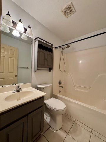 133 Fox Run Circle, Centerton, AR 72719