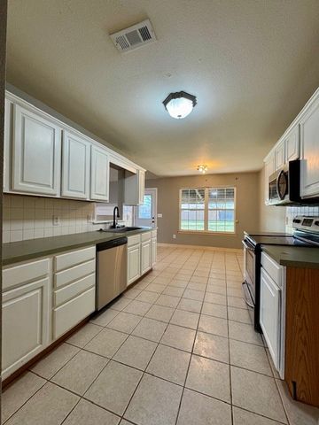 133 Fox Run Circle, Centerton, AR 72719
