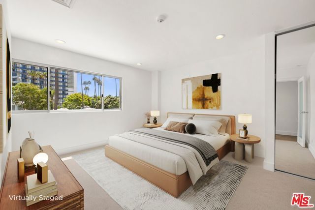 101 California Avenue 206, Santa Monica, CA 90403