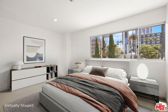 101 California Avenue 206, Santa Monica, CA 90403