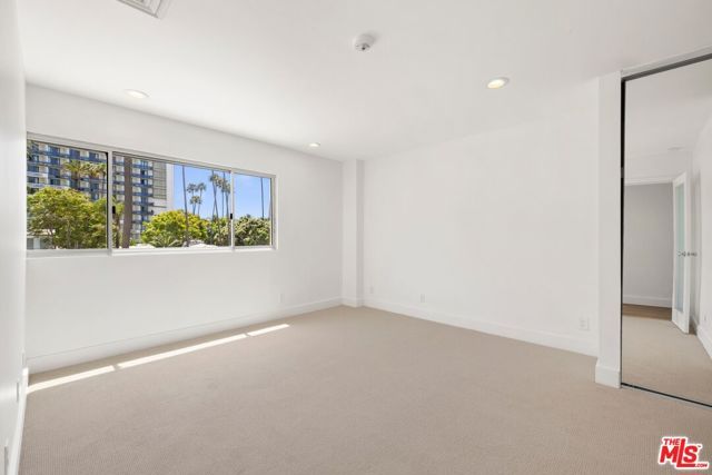 101 California Avenue 206, Santa Monica, CA 90403