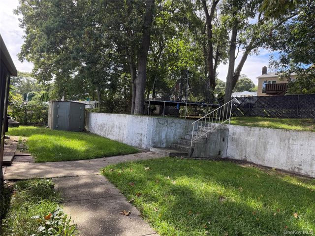 36 E Willow Street, Selden, NY 11784