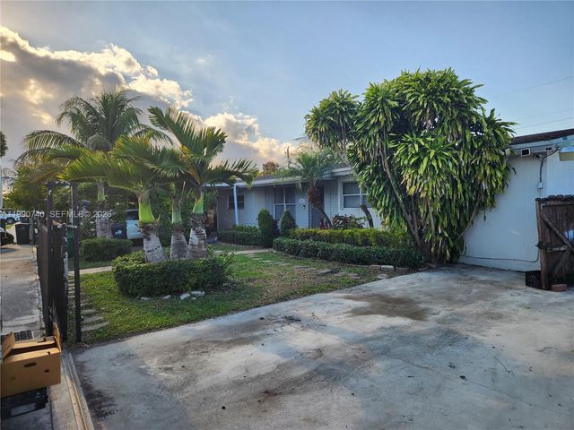 14463 SW 285th Ter, Homestead, FL 33033