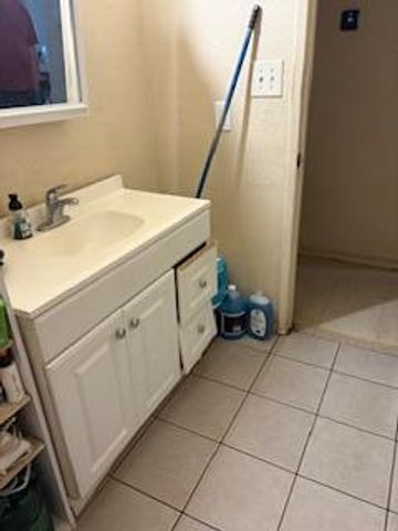 221 S Leggett Street, Porterville, CA 93257