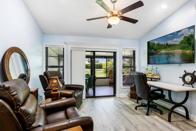 10711 Palm Leaf Drive B, Boynton Beach, FL 33437