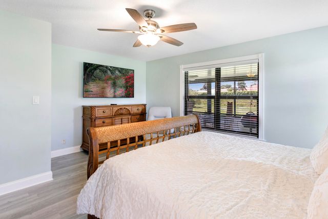 10711 Palm Leaf Drive B, Boynton Beach, FL 33437