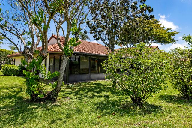 10711 Palm Leaf Drive B, Boynton Beach, FL 33437