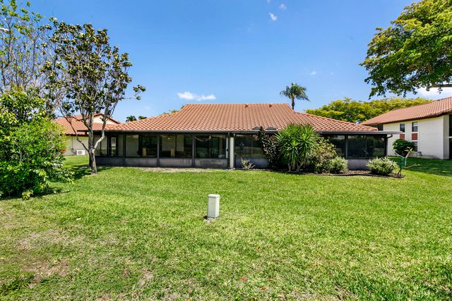 10711 Palm Leaf Drive B, Boynton Beach, FL 33437