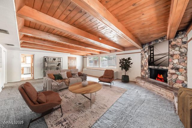 1950 W Plumb Lane, Reno, NV 89509