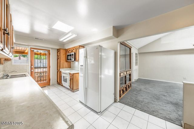 1950 W Plumb Lane, Reno, NV 89509