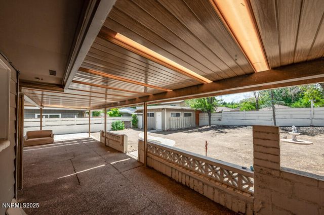 1950 W Plumb Lane, Reno, NV 89509