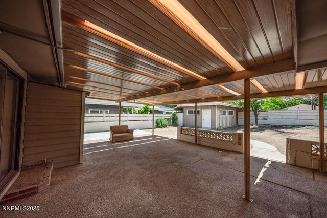 1950 W Plumb Lane, Reno, NV 89509