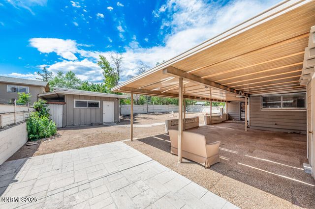 1950 W Plumb Lane, Reno, NV 89509