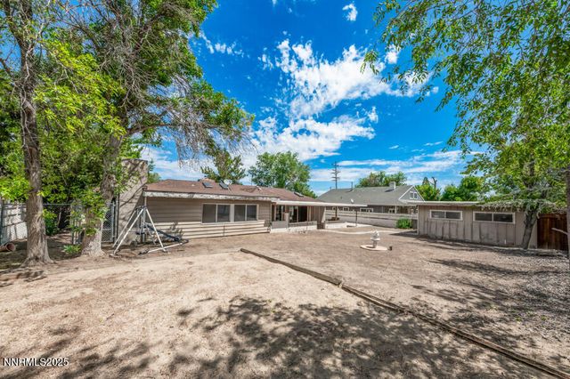 1950 W Plumb Lane, Reno, NV 89509