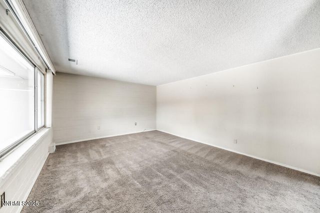 1950 W Plumb Lane, Reno, NV 89509