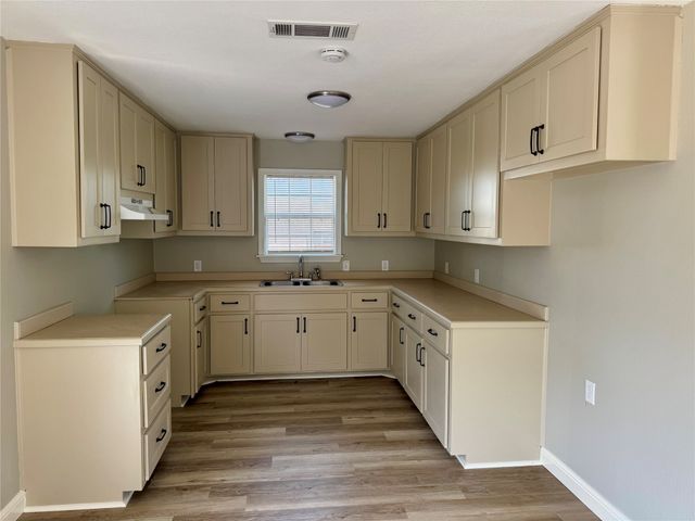 301 Fairview, Pittsburg, TX 75686