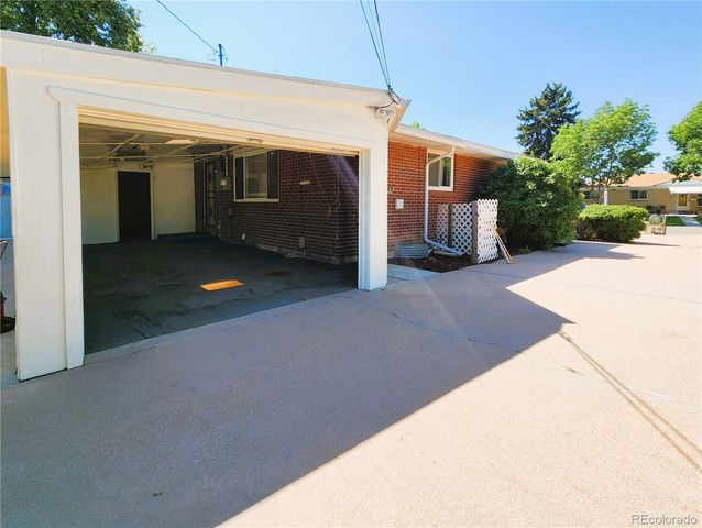 3247 W Pimlico Drive, Englewood, CO 80110