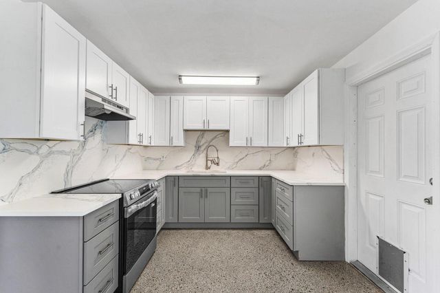 707 S Broadway, Lantana, FL 33462