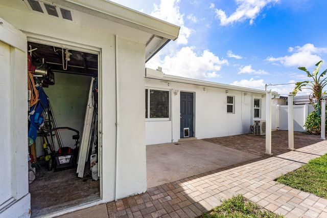 707 S Broadway, Lantana, FL 33462