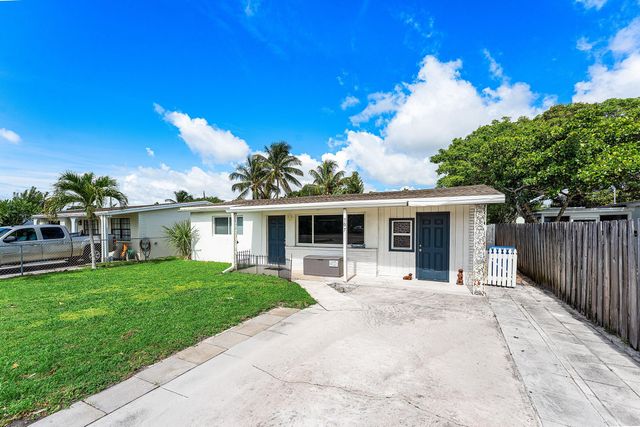 707 S Broadway, Lantana, FL 33462