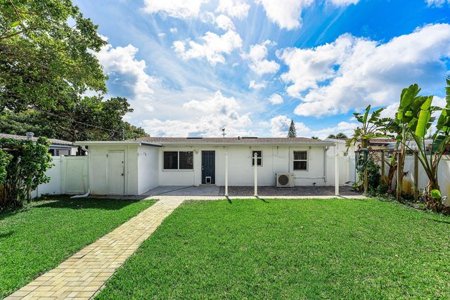 707 S Broadway, Lantana, FL 33462