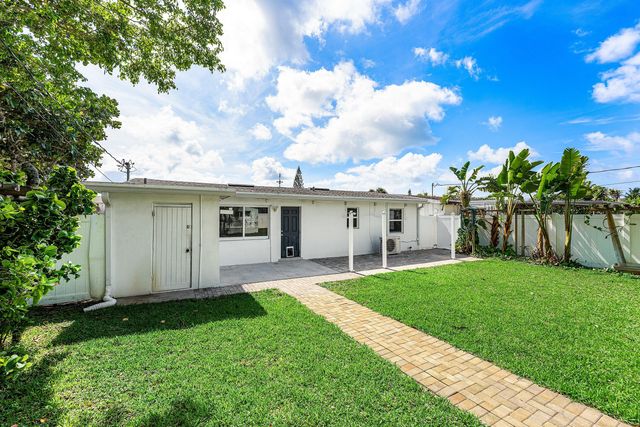 707 S Broadway, Lantana, FL 33462