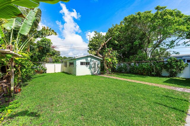 707 S Broadway, Lantana, FL 33462